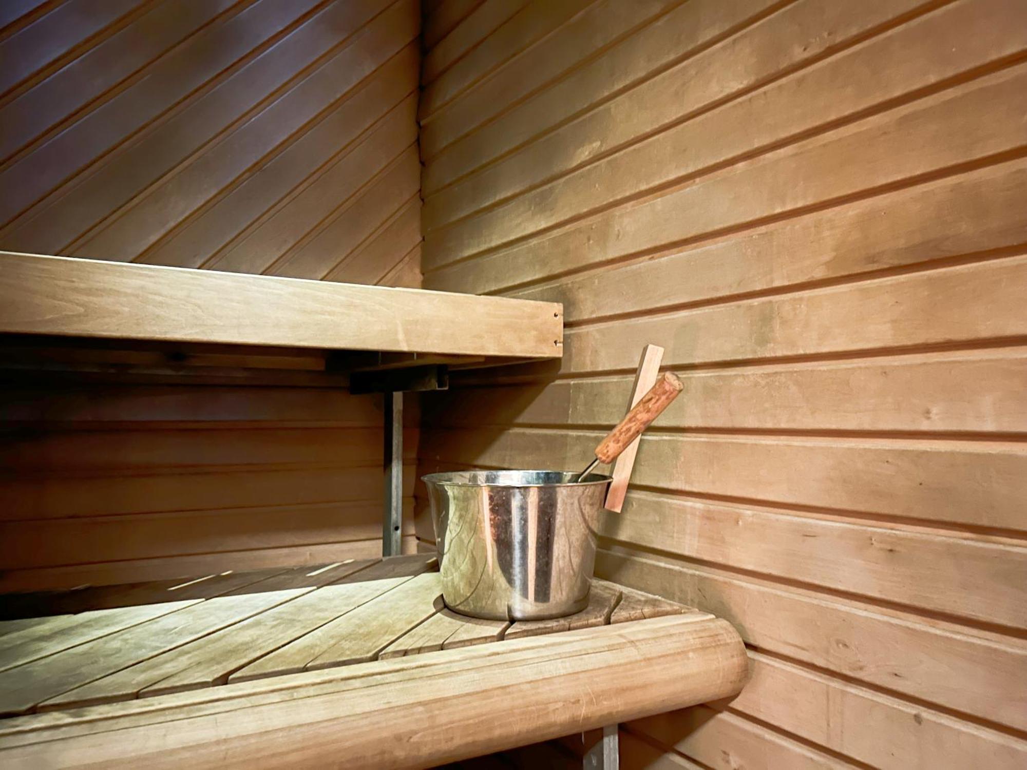Peaceful Wood-Fired Sauna Stay 반타 외부 사진